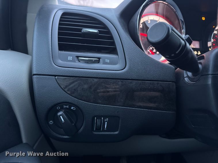 image for item EN0873 2018 Dodge Grand Caravan van