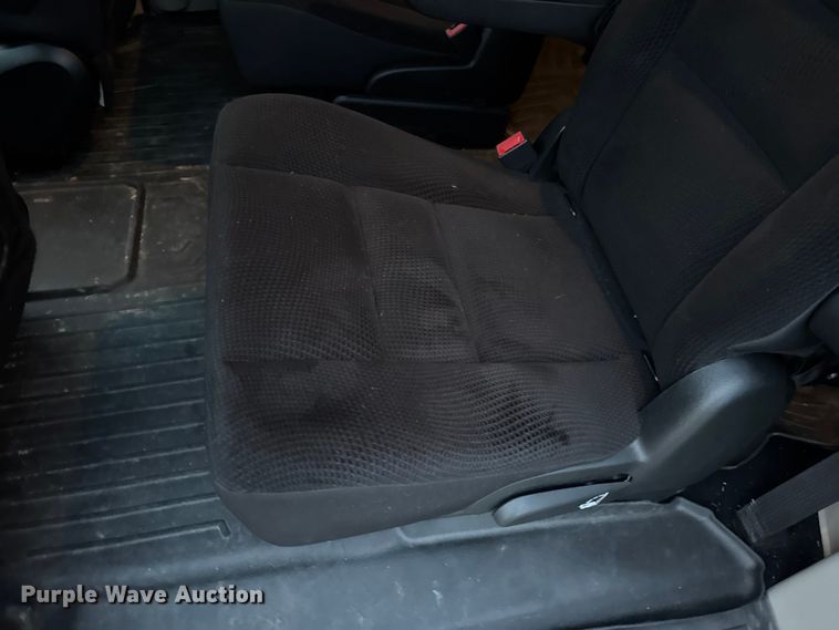 image for item EN0873 2018 Dodge Grand Caravan van