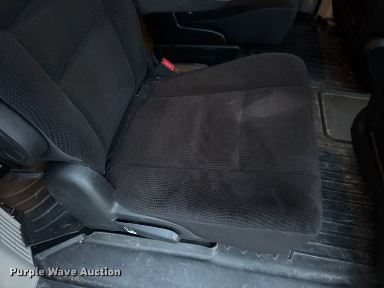 image for item EN0873 2018 Dodge Grand Caravan van