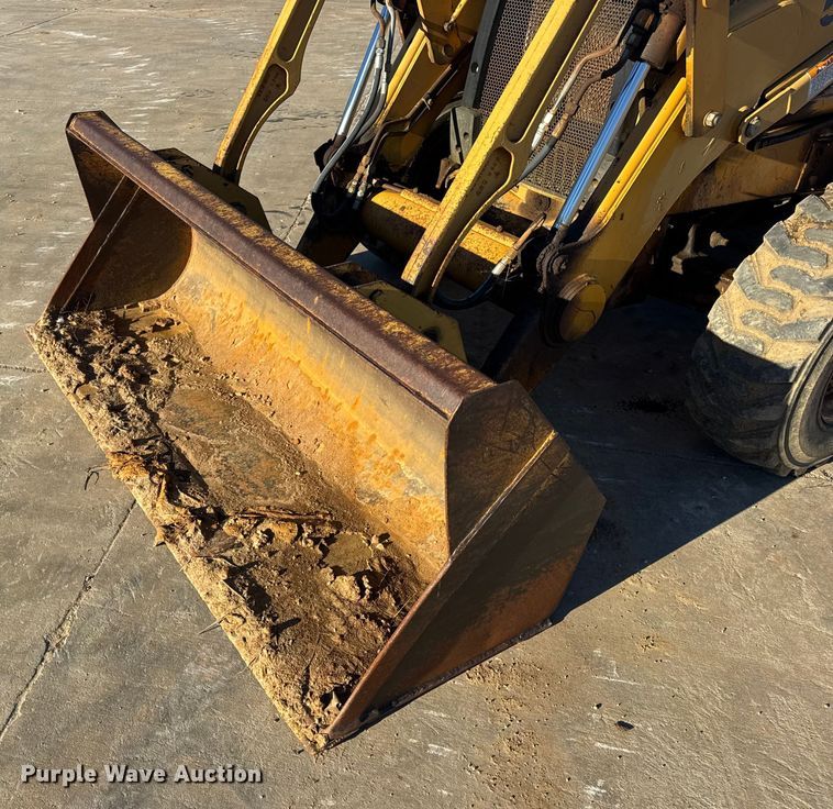 image for item EN0883 1999 Case 580 Super L Series 2 backhoe