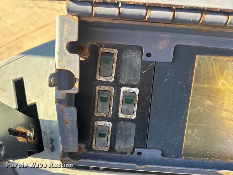 image for item EN0883 1999 Case 580 Super L Series 2 backhoe