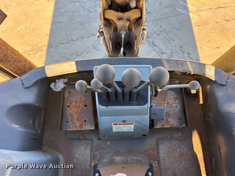 image for item EN0883 1999 Case 580 Super L Series 2 backhoe