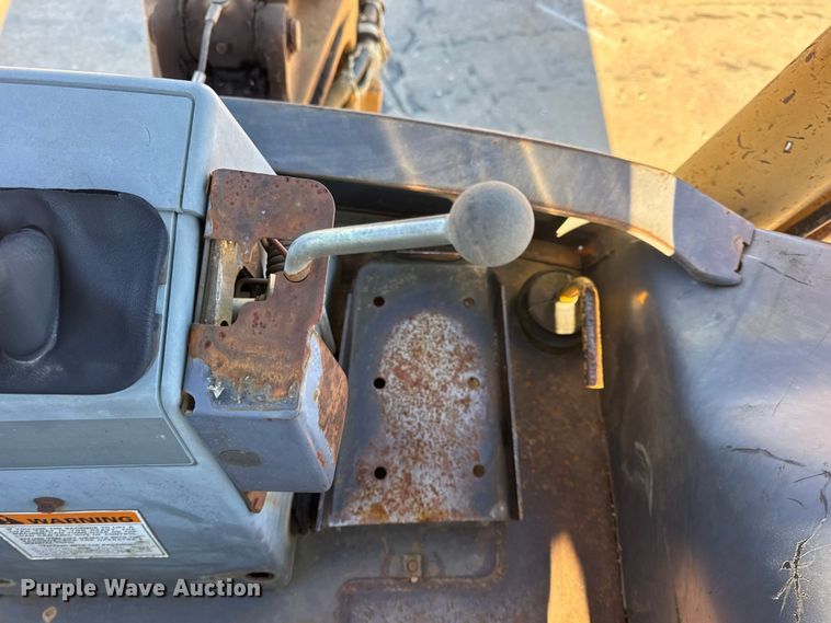 image for item EN0883 1999 Case 580 Super L Series 2 backhoe