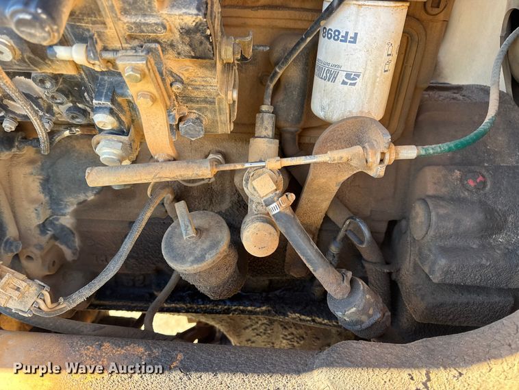 image for item EN0883 1999 Case 580 Super L Series 2 backhoe