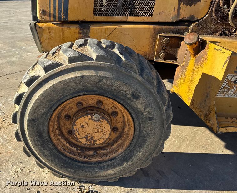 image for item EN0883 1999 Case 580 Super L Series 2 backhoe