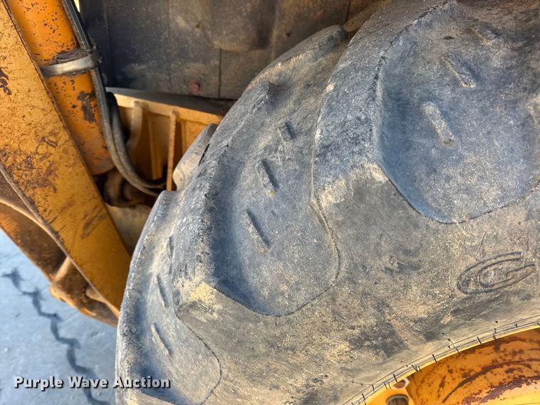 image for item EN0883 1999 Case 580 Super L Series 2 backhoe