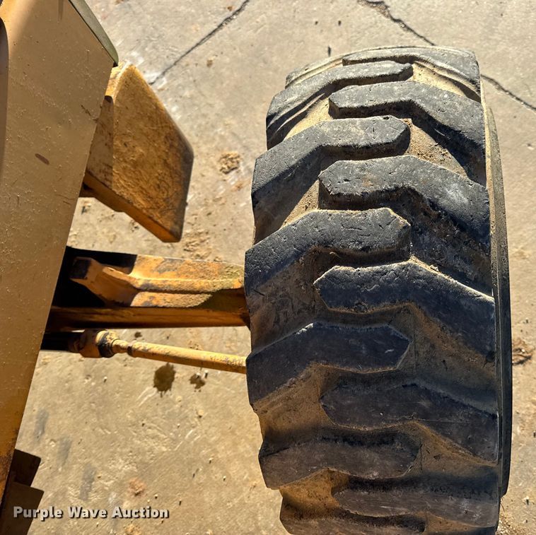 image for item EN0883 1999 Case 580 Super L Series 2 backhoe