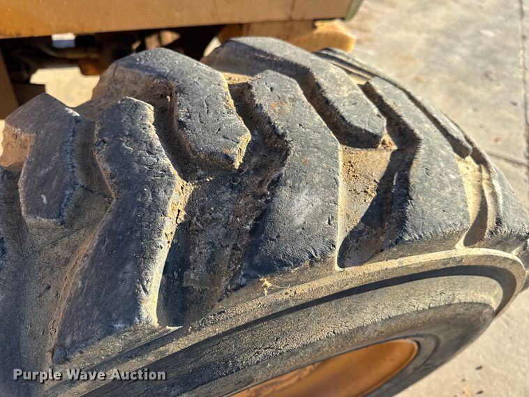 image for item EN0883 1999 Case 580 Super L Series 2 backhoe