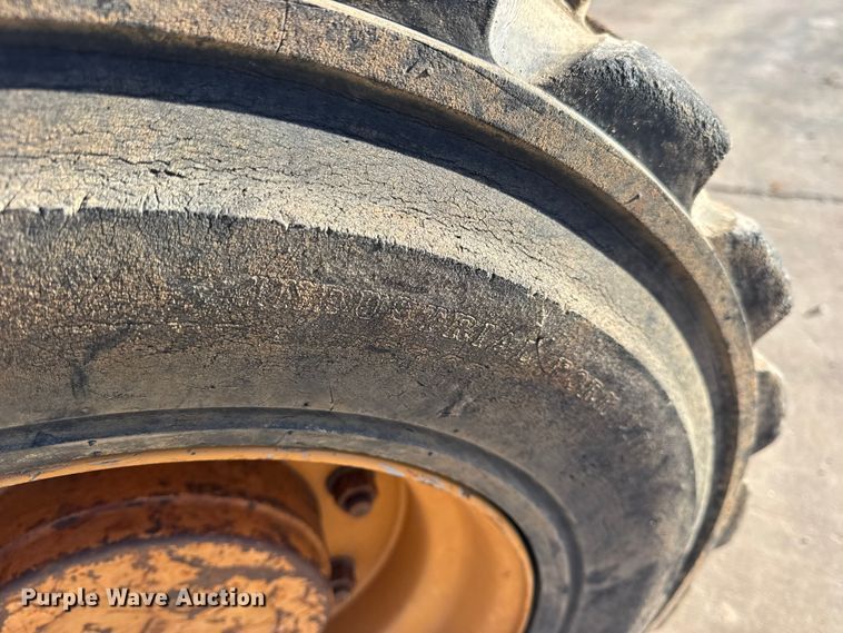 image for item EN0883 1999 Case 580 Super L Series 2 backhoe