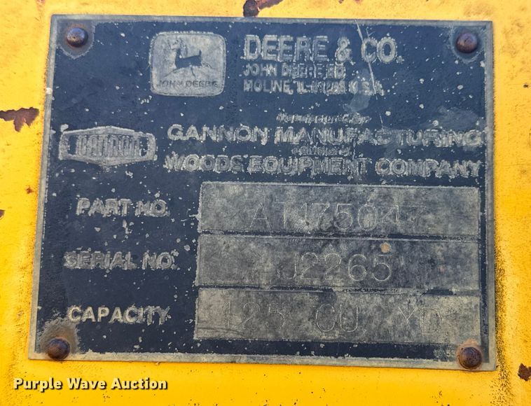 image for item EN0884 1999 John Deere 310SE backhoe