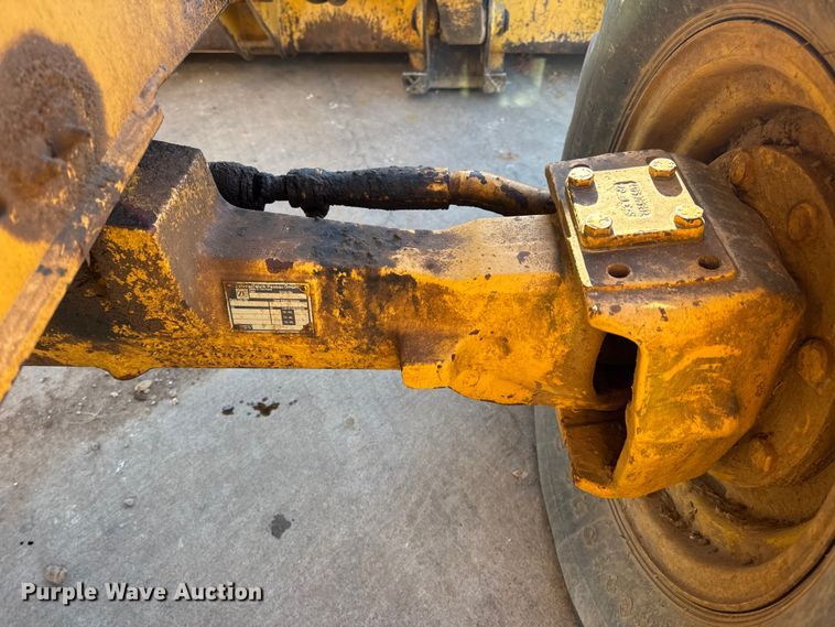 image for item EN0884 1999 John Deere 310SE backhoe