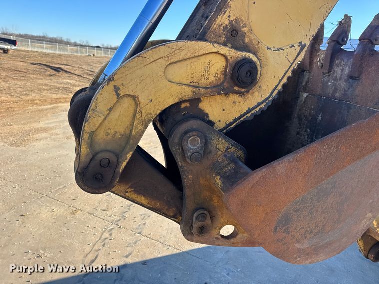 image for item EN0884 1999 John Deere 310SE backhoe