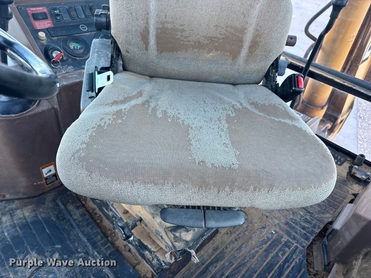 image for item EN0884 1999 John Deere 310SE backhoe