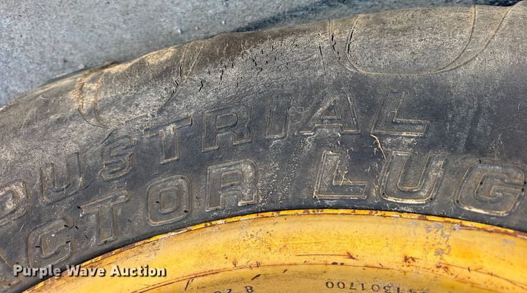 image for item EN0884 1999 John Deere 310SE backhoe