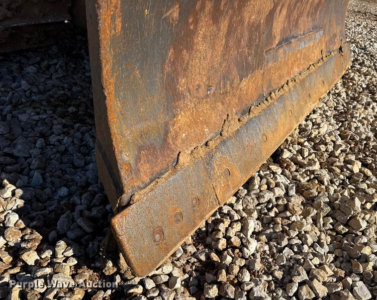 image for item EN0885 1989 John Deere 550G dozer