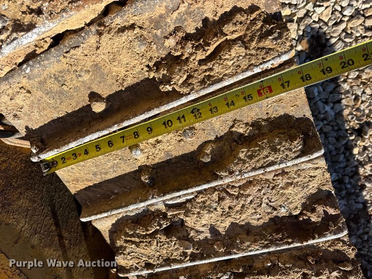 image for item EN0885 1989 John Deere 550G dozer