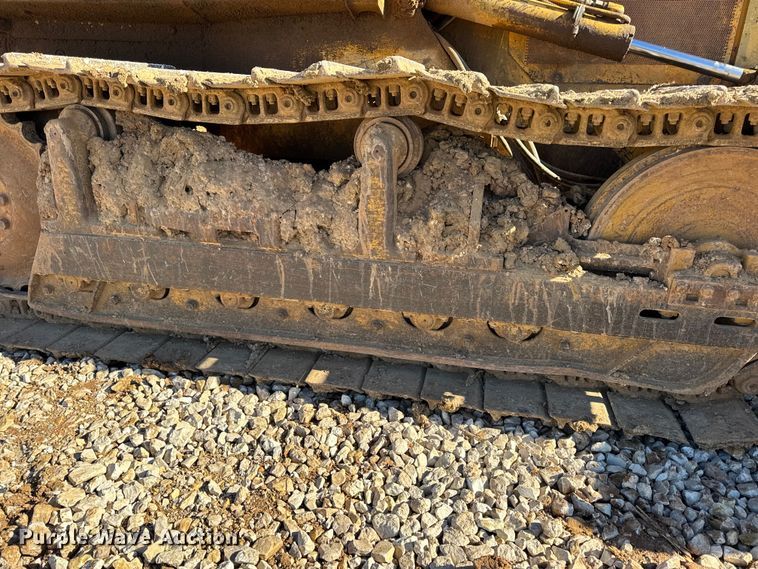 image for item EN0885 1989 John Deere 550G dozer