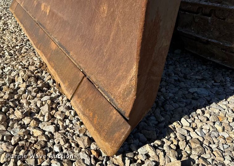 image for item EN0886 1990 Caterpillar D5H dozer