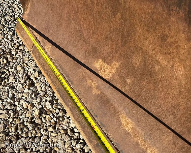 image for item EN0886 1990 Caterpillar D5H dozer