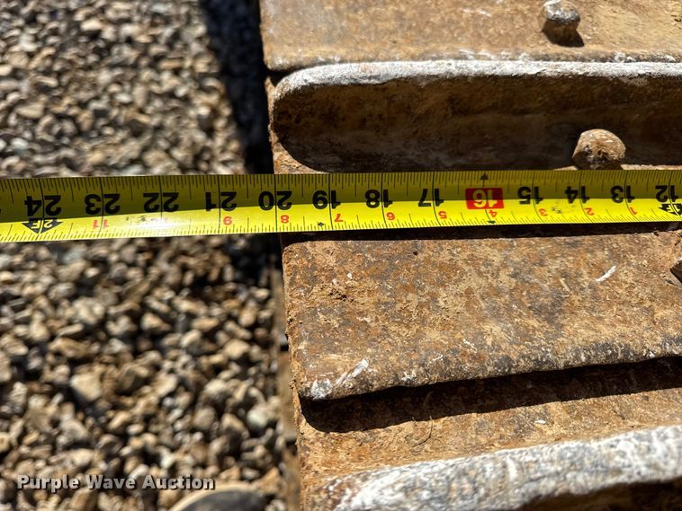 image for item EN0886 1990 Caterpillar D5H dozer