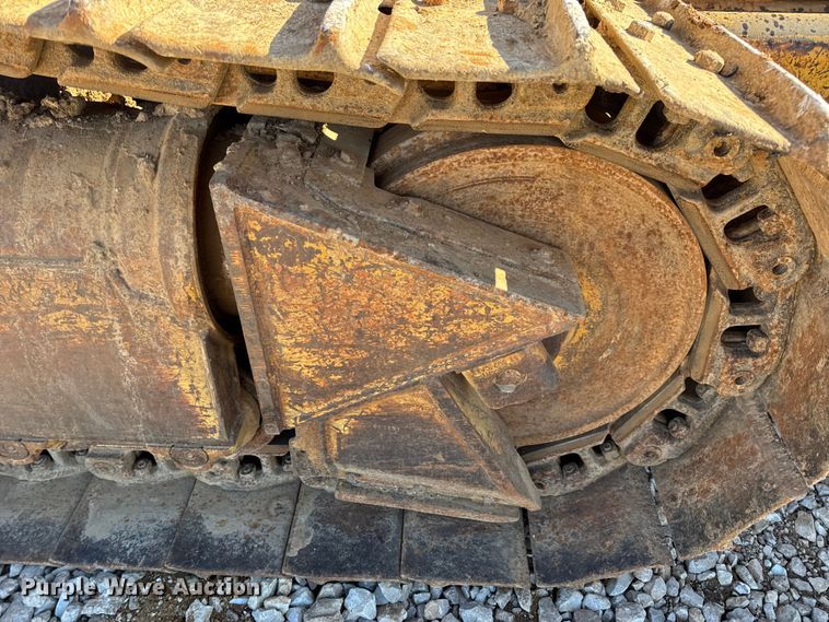 image for item EN0886 1990 Caterpillar D5H dozer