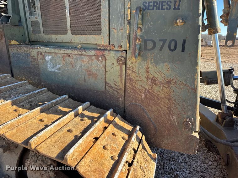 image for item EN0887 1992 Caterpillar D7H dozer