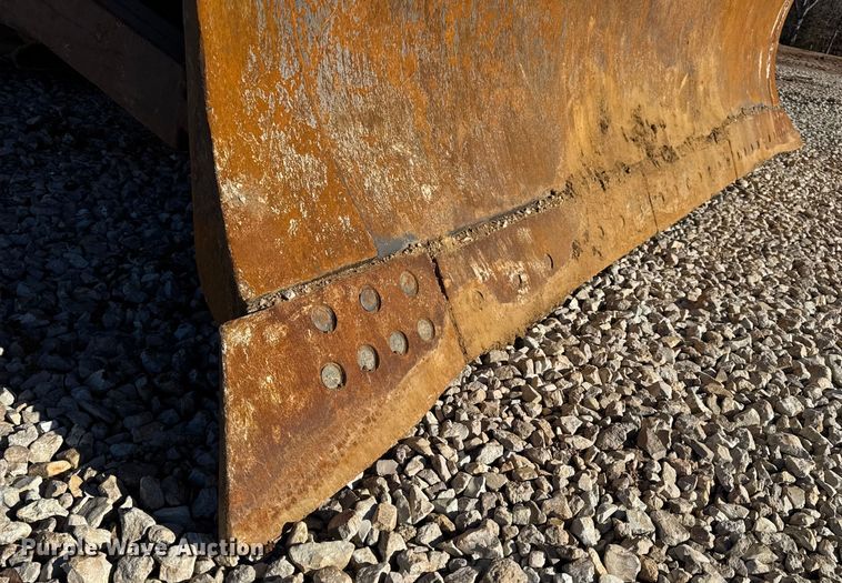 image for item EN0887 1992 Caterpillar D7H dozer