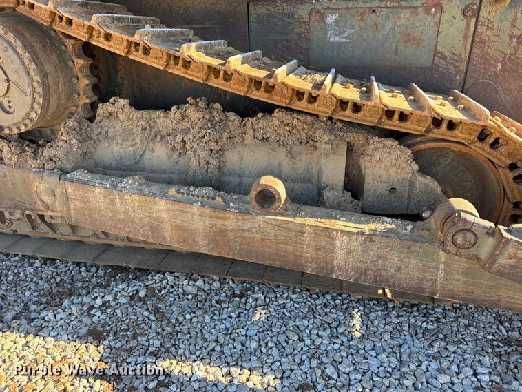 image for item EN0887 1992 Caterpillar D7H dozer