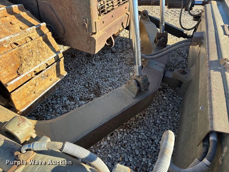 image for item EN0887 1992 Caterpillar D7H dozer