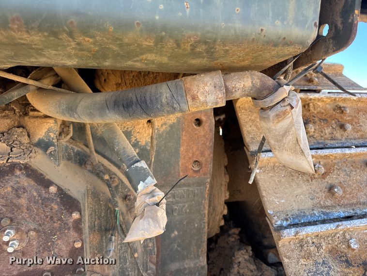 image for item EN0887 1992 Caterpillar D7H dozer