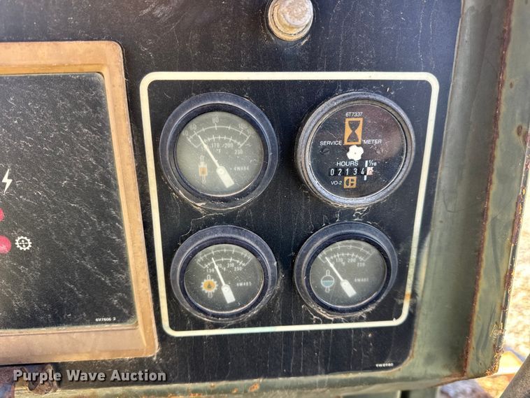 image for item EN0887 1992 Caterpillar D7H dozer