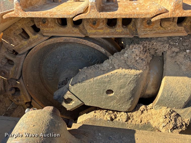 image for item EN0887 1992 Caterpillar D7H dozer