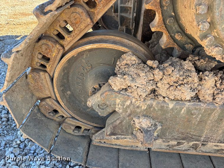 image for item EN0887 1992 Caterpillar D7H dozer