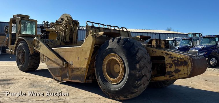 image for item EN0888 1985 Caterpillar 621B conventional scraper 