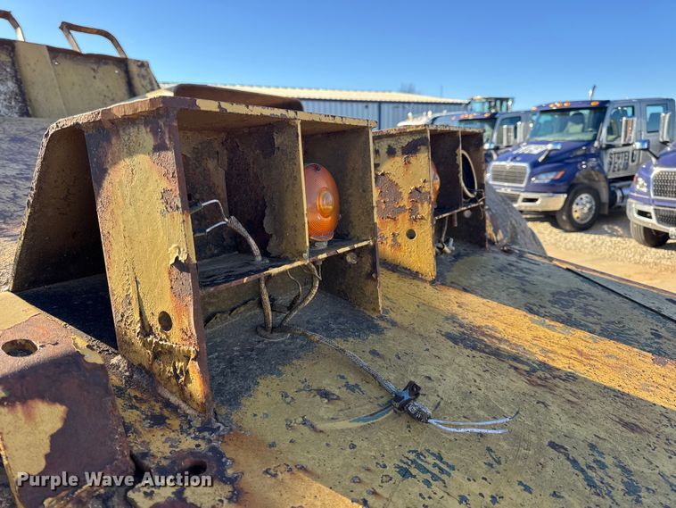 image for item EN0888 1985 Caterpillar 621B conventional scraper 