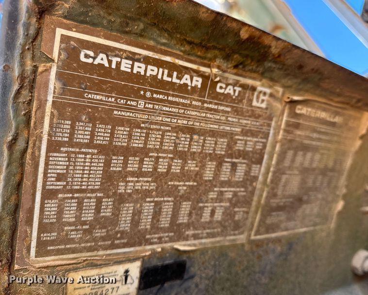 image for item EN0888 1985 Caterpillar 621B conventional scraper 