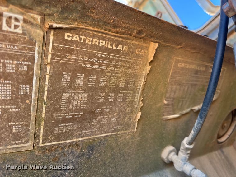 image for item EN0888 1985 Caterpillar 621B conventional scraper 