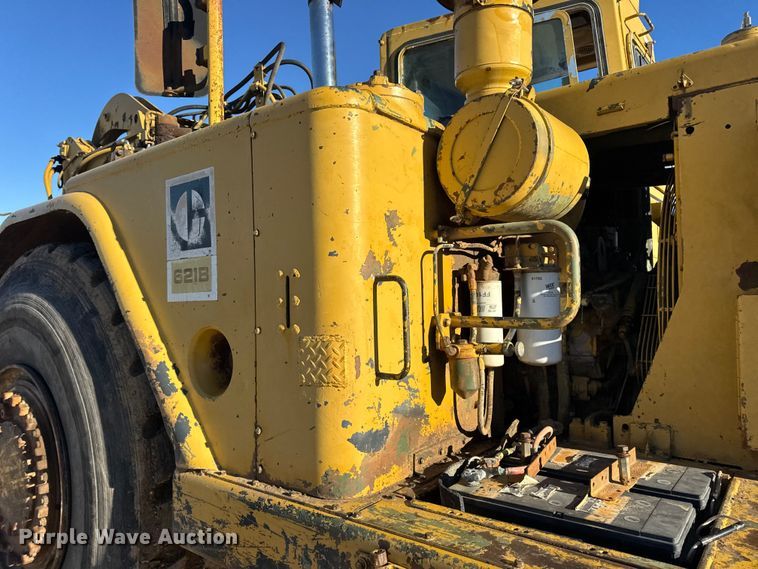 image for item EN0888 1985 Caterpillar 621B conventional scraper 