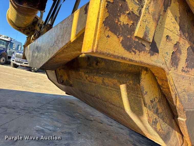 image for item EN0888 1985 Caterpillar 621B conventional scraper 
