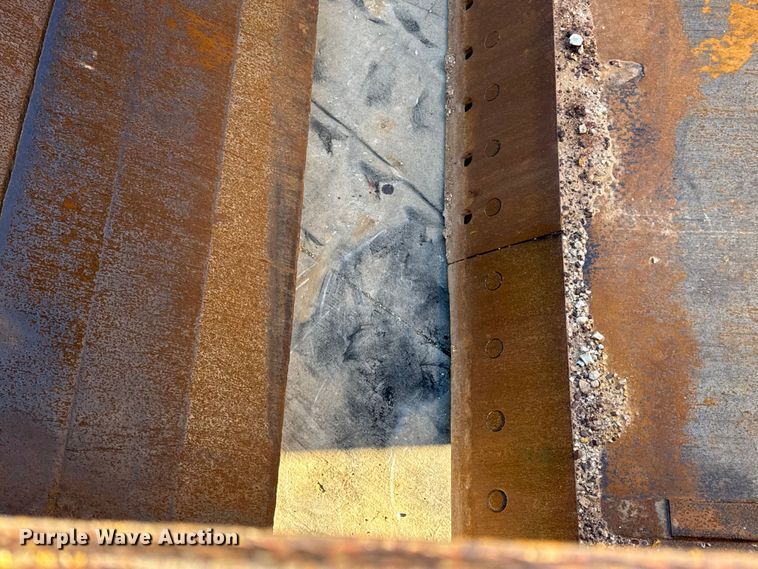 image for item EN0888 1985 Caterpillar 621B conventional scraper 