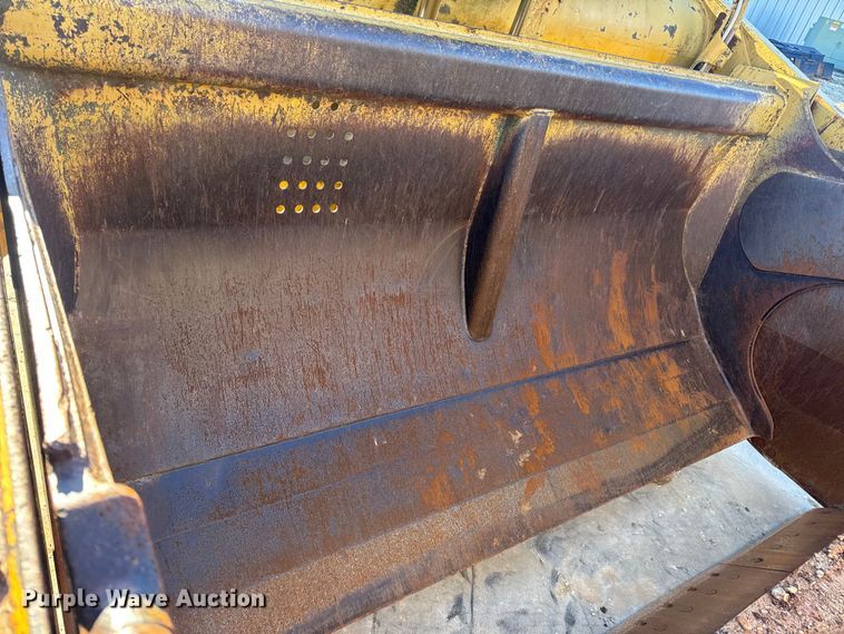 image for item EN0888 1985 Caterpillar 621B conventional scraper 