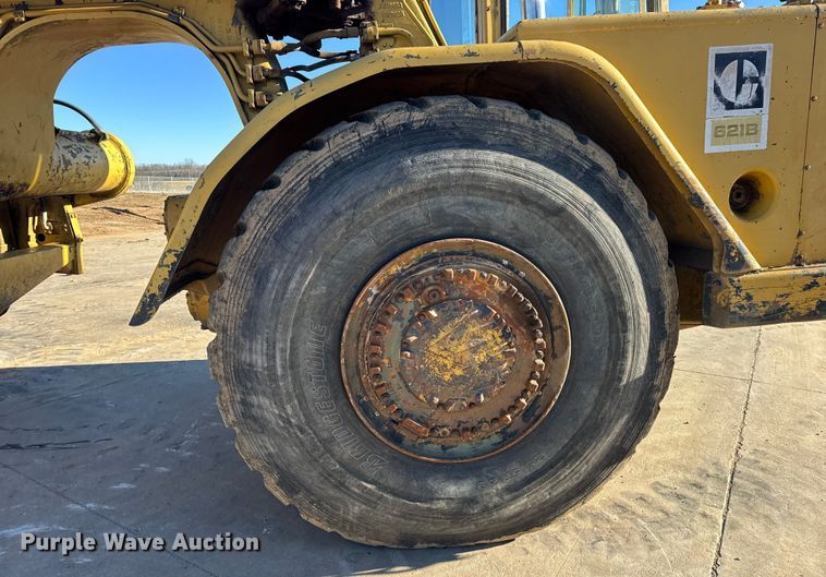 image for item EN0888 1985 Caterpillar 621B conventional scraper 