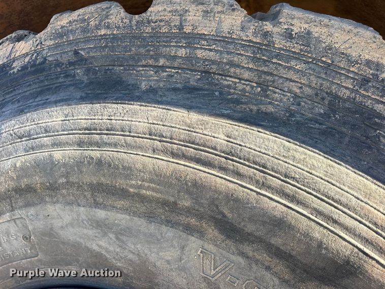 image for item EN0888 1985 Caterpillar 621B conventional scraper 