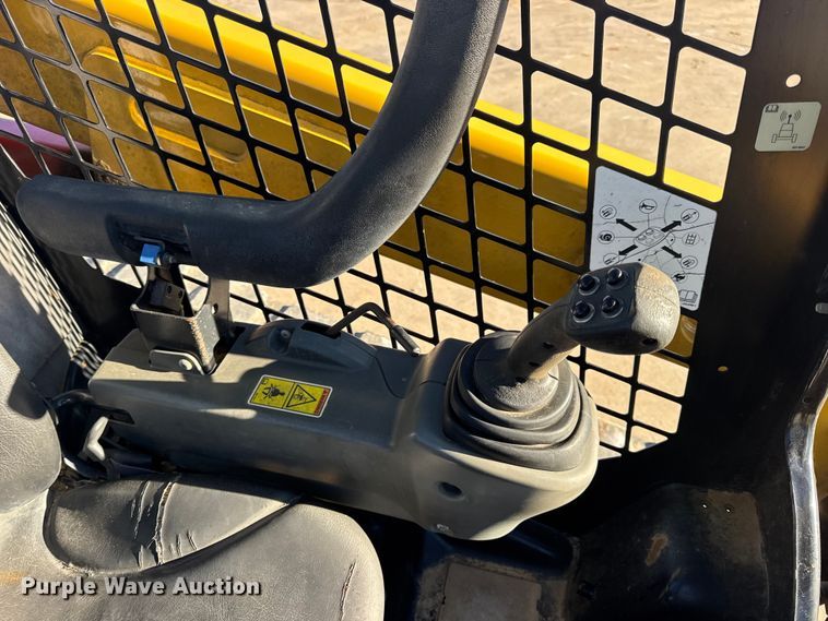 image for item EN0889 2018 Caterpillar 259D skid steer loader