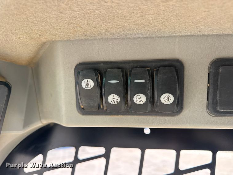 image for item EN0889 2018 Caterpillar 259D skid steer loader