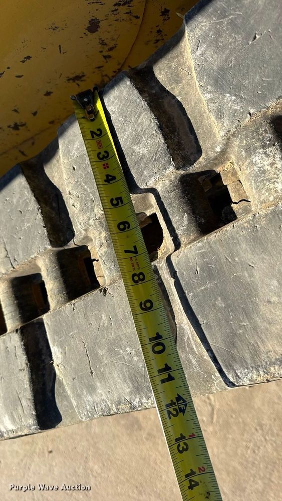 image for item EN0889 2018 Caterpillar 259D skid steer loader