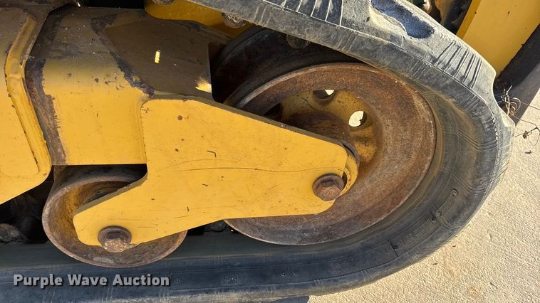 image for item EN0889 2018 Caterpillar 259D skid steer loader