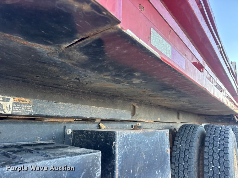 image for item EN0890 1994 Ford L8000 dump truck