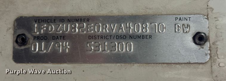 image for item EN0890 1994 Ford L8000 dump truck