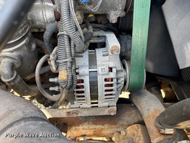 image for item EN0894 2010 International 7400 dump truck